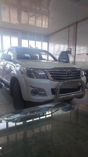 عکس شیشه اتومبیل استاد رحمان احمدی