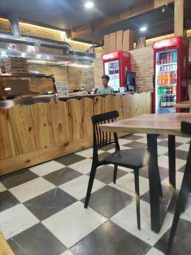 عکس پیتزا چوب