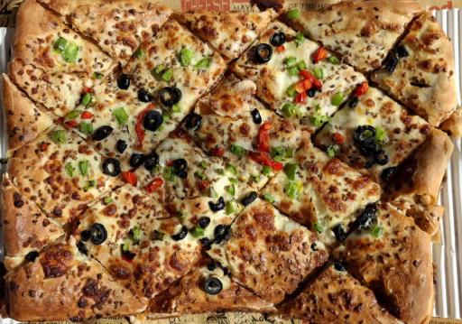 عکس پیتزا چوب