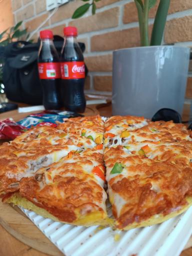 عکس پیتزا چوب