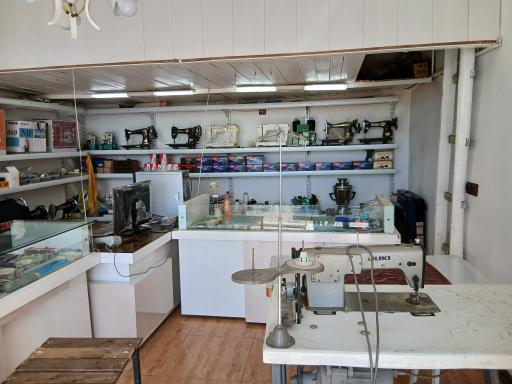 عکس فروشگاه ژانومه