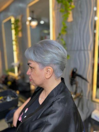 عکس مرکز  تخصصی رنگ و کراتین افسانه اصفهانکی