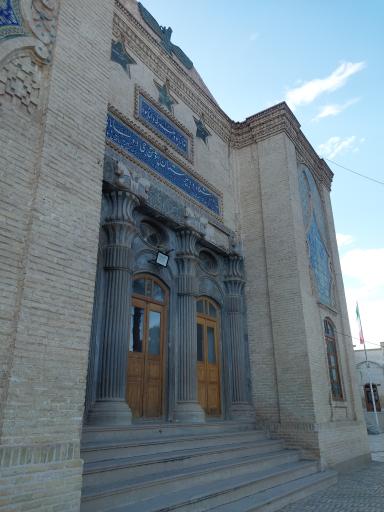 عکس دبیرستان مارکار