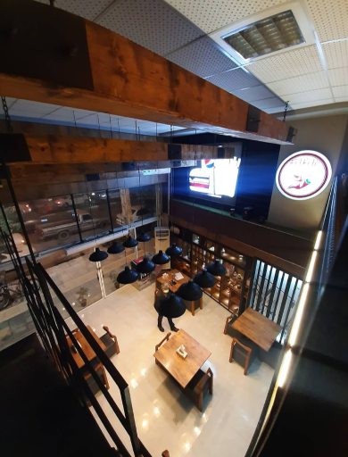 فست‌ فود فلفلی (شعبه گلشهر)