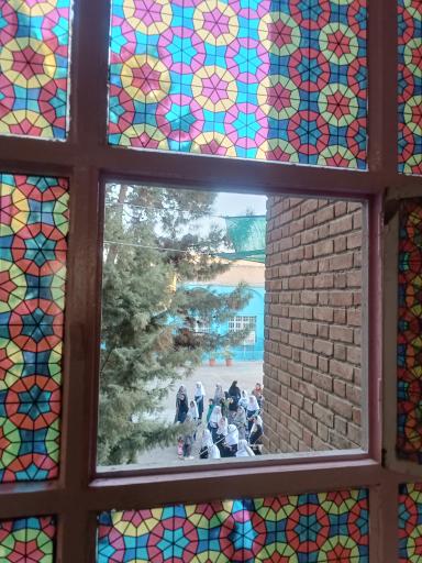 عکس مدرسه بدر