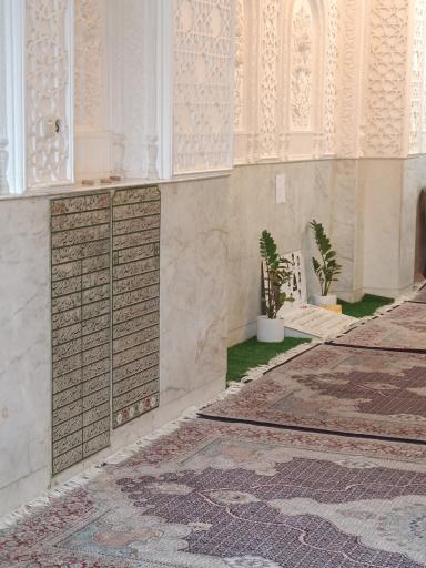عکس آرامگاه پروین اعتصامی