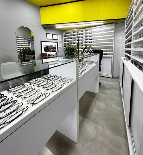 عکس عینک سازی نگاه