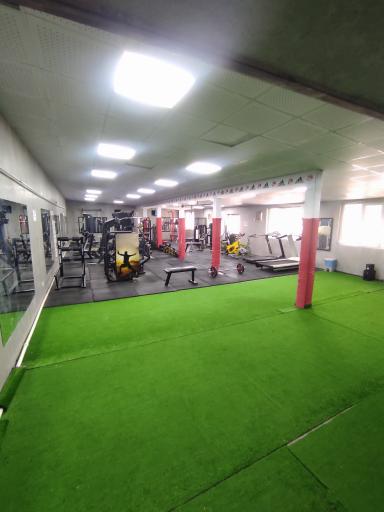 عکس باشگاه بدنسازی و سالن فانشکنال تاکتیک فیت