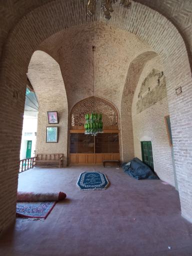 عکس آرامگاه امیرنظام گروسی