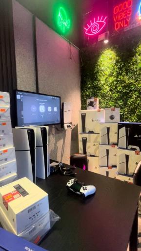 عکس فروشگاه کنسول بازی دکتربازی