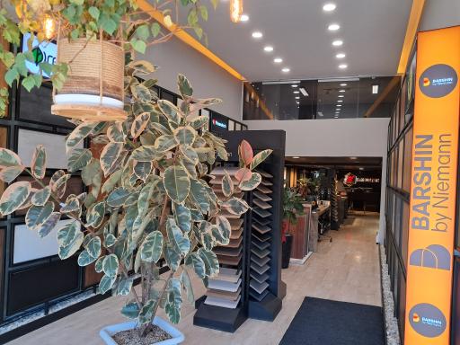 عکس بازرگانی صادق نژاد