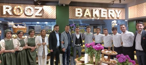 عکس قنادی نان و شیرینی روز 