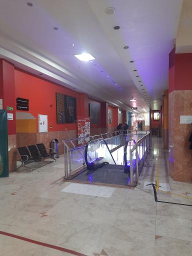 عکس پردیس سینمایی کیان