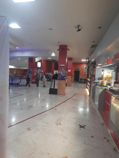 عکس پردیس سینمایی کیان