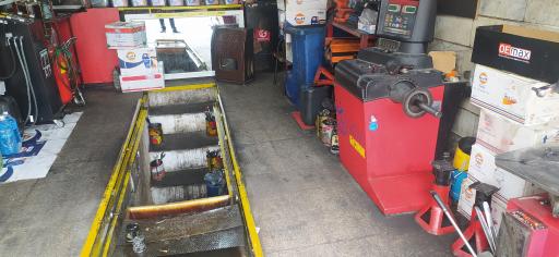 عکس اتو سرویس و مکانیکی سعید