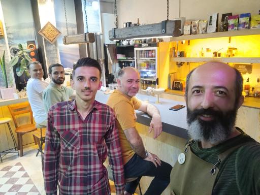 عکس کافه کاژه