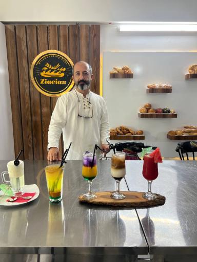 عکس کافه کاژه