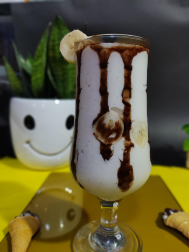 عکس کافی شاپ عشق