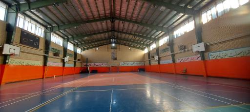 عکس سالن ورزشی شهید شهابی فر