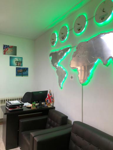 عکس شرکت مهاجرتی سانا تجارت