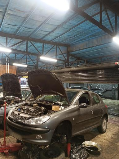 عکس تعمیرگاه خودرو شبانه روزی امداد۱۰۲