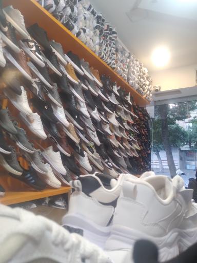 عکس کفش صائمی