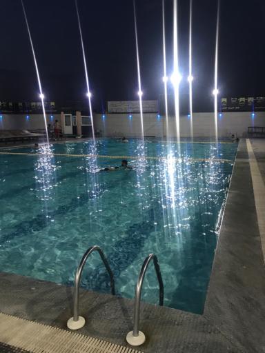 استخر روباز چهارفصل فرشته