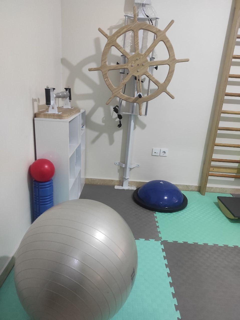 عکس فیزیوتراپی تسنیم 