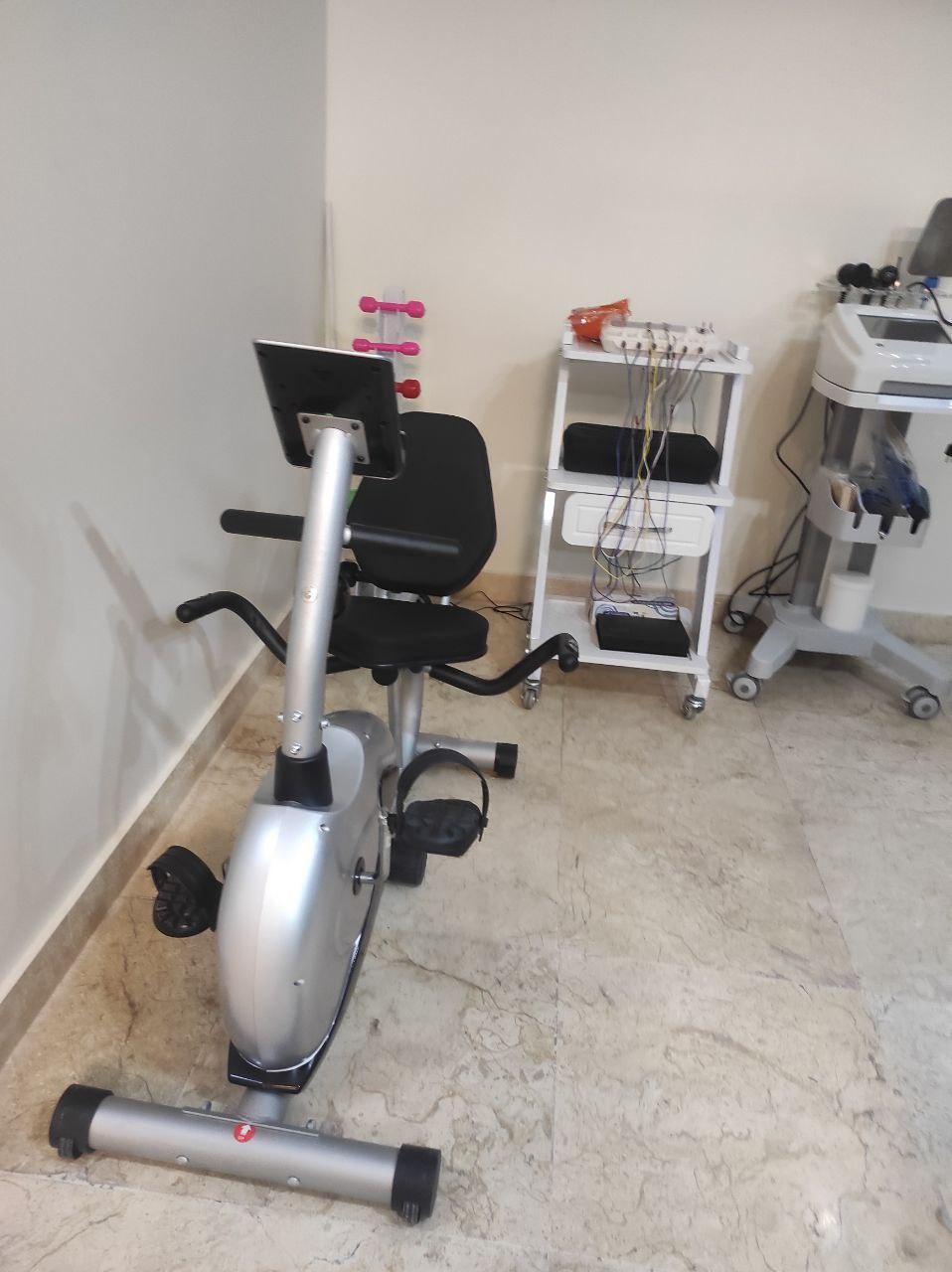 عکس فیزیوتراپی تسنیم 