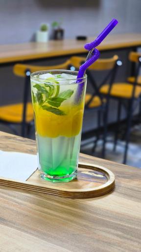 عکس کافه آروما