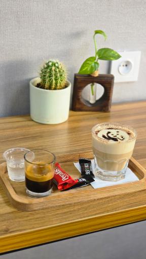 عکس کافه آروما