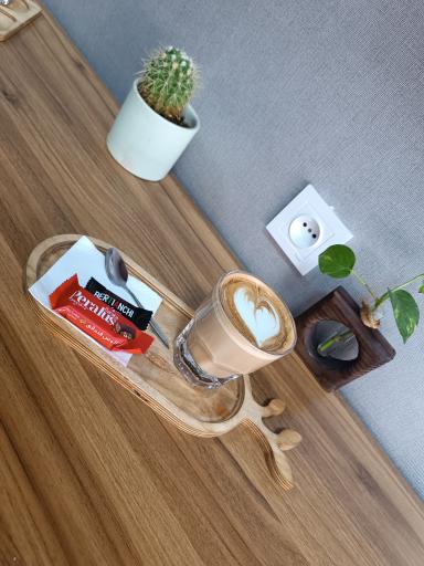 عکس کافه آروما