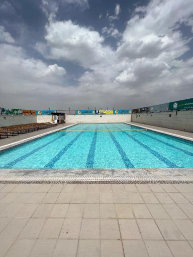 عکس استخر روباز چهارفصل فرشته