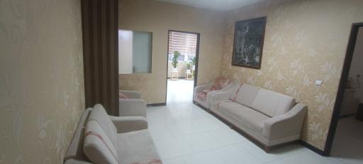 سالن ماساژ اردیبهشت