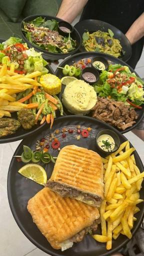 عکس مورا لانژ 