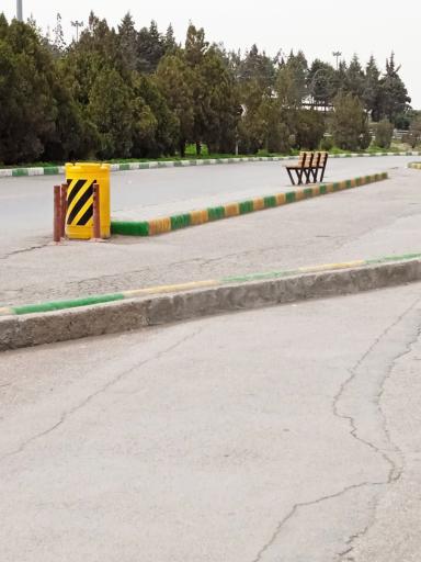 عکس  میدان قائم