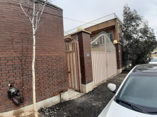 عکس چاپ آریو برچسب