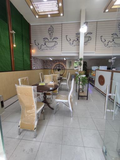 عکس کافه بستنی تریا