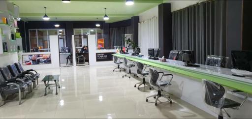 عکس دفتر مرکزی برنارایانه 