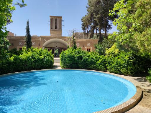 هتل باغ مشیر الممالک یزد