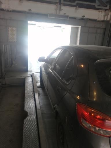 عکس پارکینگ مکانیزه ایرانشهر