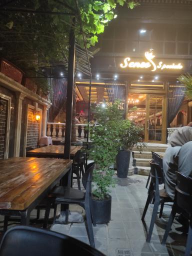 عکس رستوران ایتالیایی حس خاص