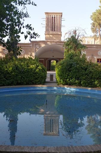 عکس هتل باغ مشیر الممالک یزد