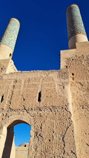 عکس مناره های نظامیه