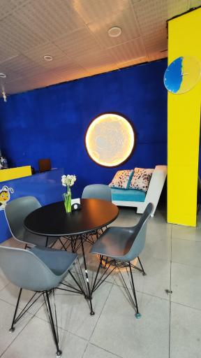 عکس کافه بستنی جلایس 