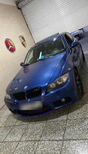 عکس ترمیم شیشه اتومبیل  آقای ولی زاده