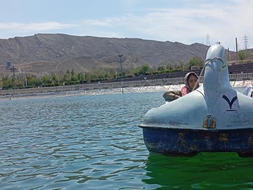 عکس بوستان جوان