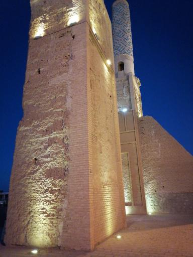 عکس مناره های نظامیه