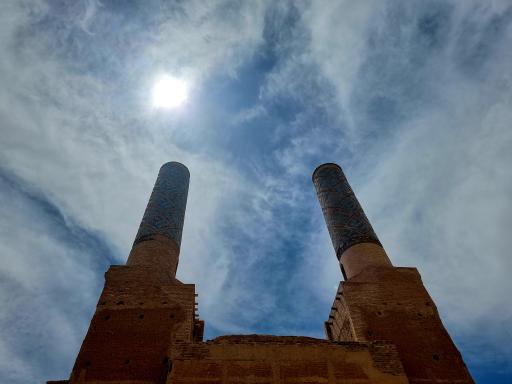 عکس مناره های نظامیه