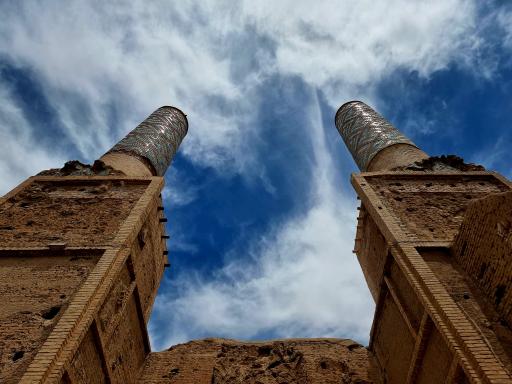 عکس مناره های نظامیه